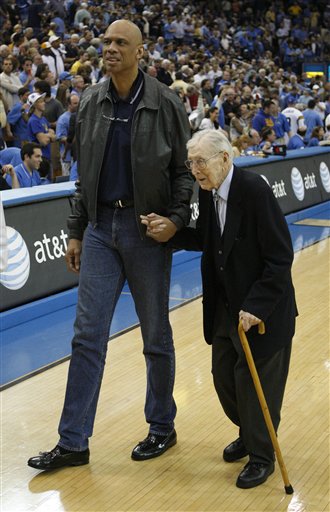 小法：阿森纳是一支防守非常出色的球队，他们补强得很好（小法：阿森纳防守出众，补强十分到位）